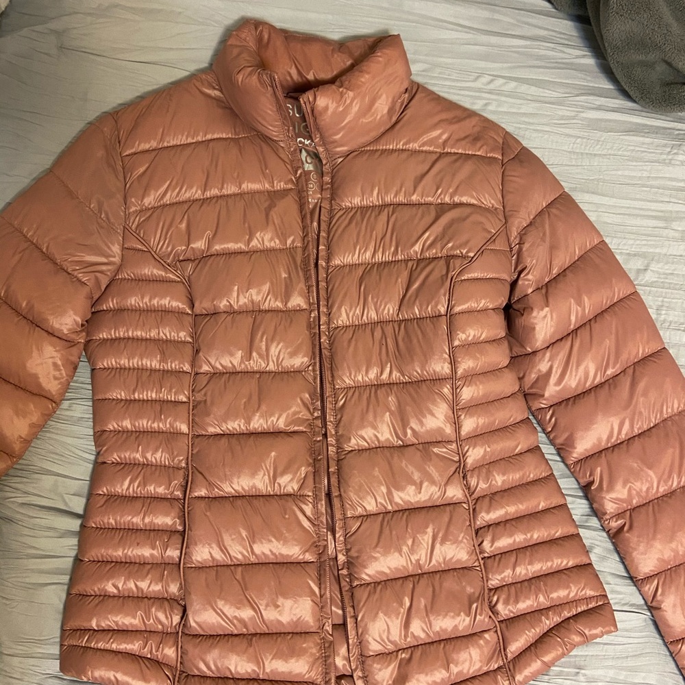 Light pink lightweight puffer jacket